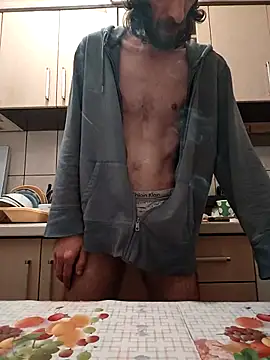 vulpe8400 online show from October 7, 2025, 5:37 am