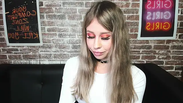 mila camilla online show from September 27, 2025, 1:54 am