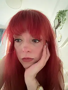 Snapshot of AylaRed chatting on March 11, 2026, 2:01 pm AylaRed online show from March 11, 2026, 2:01 pm