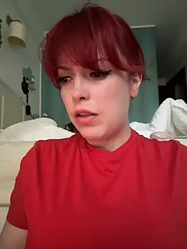 Snapshot of AylaRed chatting on March 25, 2026, 3:07 pm AylaRed online show from March 25, 2026, 3:07 pm