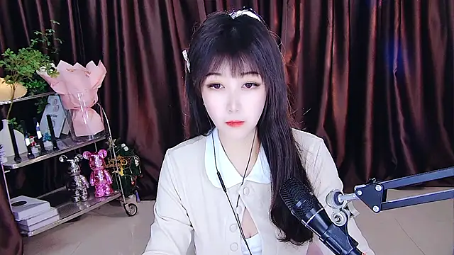 Snapshot of xiaoya666--baby chatting on March 7, 2025, 2:04 am xiaoya666--baby online show from March 7, 2025, 2:04 am
