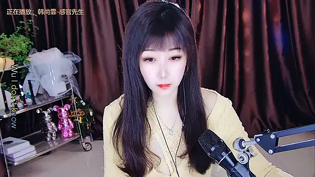 Snapshot of xiaoya666--baby chatting on March 17, 2025, 2:45 pm xiaoya666--baby online show from March 17, 2025, 2:45 pm