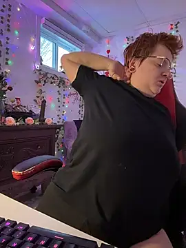 Sweetleeahxx online show from February 22, 2026, 11:42 am