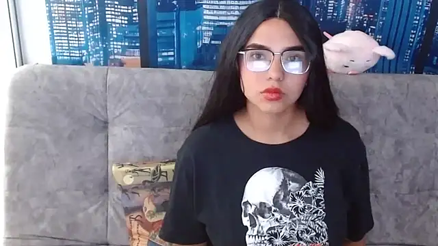 Miapeyton online show from April 28, 2026, 1:16 pm