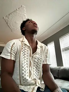 Festivitiesking1 online show from September 23, 2025, 10:24 pm