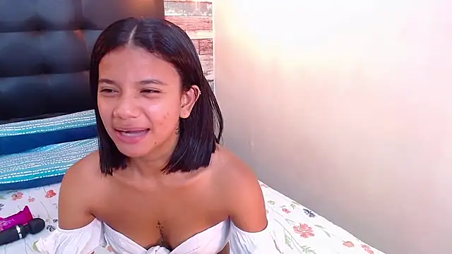 Angelica Blue online show from April 1, 2026, 6:05 pm