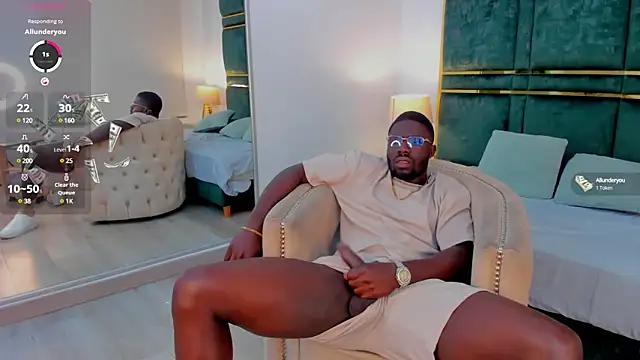 Latrellx7 online show from February 15, 2025, 10:44 am