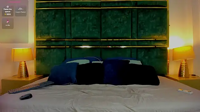 Latrellx7 online show from February 16, 2025, 12:10 pm