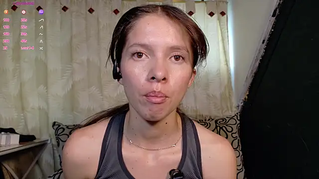 sweetdam12 online show from November 18, 2025, 8:46 pm