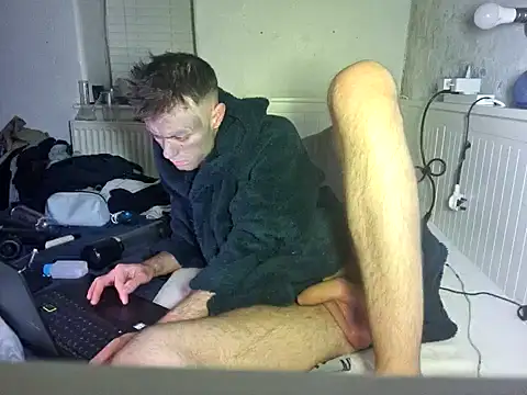 Snapshot of addicktedGT chatting on December 16, 2024, 4:55 am addicktedGT online show from December 16, 2024, 4:55 am