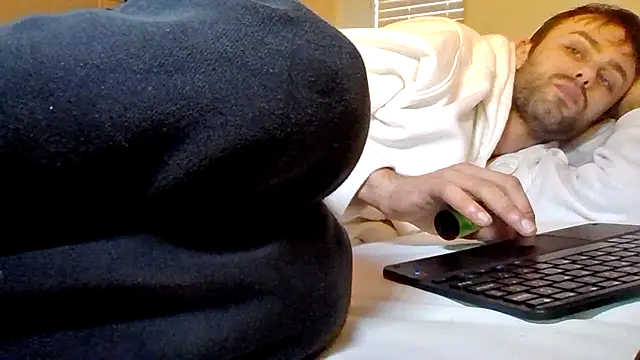 Snapshot of addicktedGT chatting on February 20, 2025, 9:11 am addicktedGT online show from February 20, 2025, 9:11 am