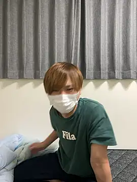 Snapshot of onimakura chatting on December 21, 2025, 2:24 pm onimakura online show from December 21, 2025, 2:24 pm