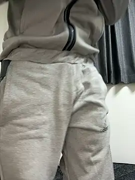 onimakura online show from February 20, 2026, 12:27 pm