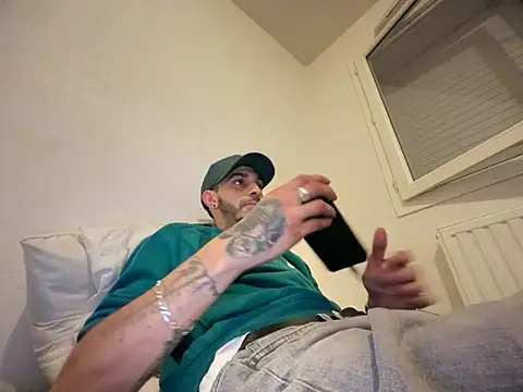 Rebeu313 online show from December 20, 2025, 9:11 pm