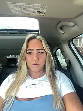 sunshinekisses online show from March 12, 2026, 4:24 pm