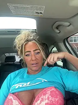 sunshinekisses online show from March 18, 2026, 5:27 pm