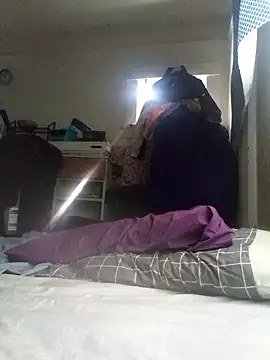 DevinToore online show from April 19, 2026, 6:10 pm