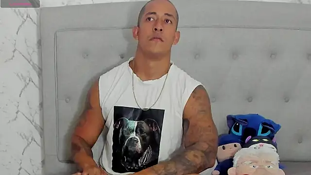 Snapshot of luigiferrara chatting on July 10, 2026, 9:17 pm luigiferrara online show from July 10, 2026, 9:17 pm
