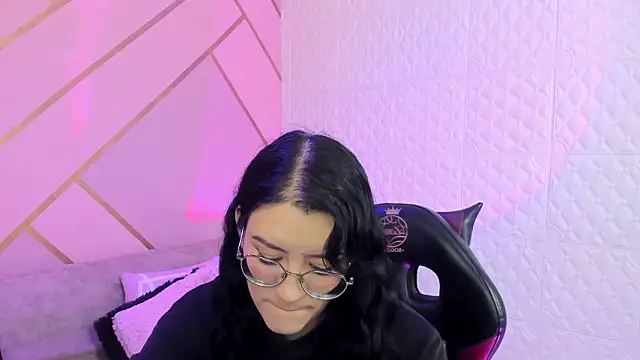 Violetaa diazz online show from January 14, 2026, 9:20 pm