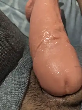 rosaditapussy online show from April 8, 2026, 3:39 am