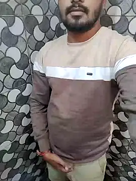 Snapshot of Jayesh_Love chatting on December 31, 2024, 10:37 am Jayesh Love online show from December 31, 2024, 10:37 am