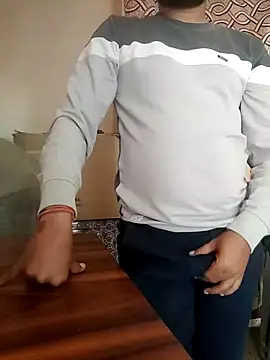 Snapshot of Jayesh_Love chatting on January 27, 2025, 9:13 am Jayesh Love online show from January 27, 2025, 9:13 am