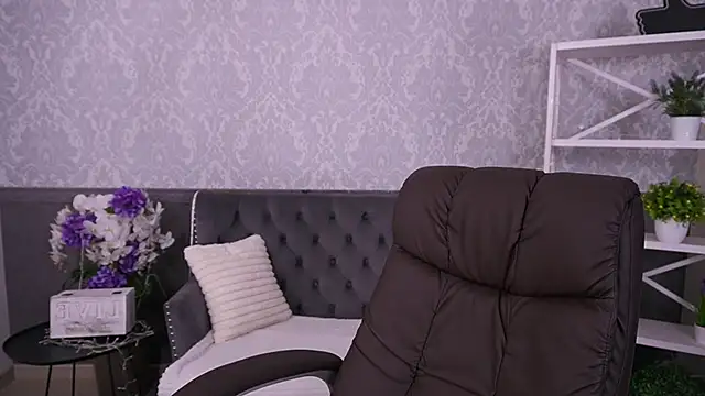 EmilySunshineS online show from November 22, 2025, 7:40 am