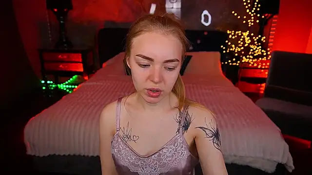 EmilySunshineS online show from May 8, 2026, 6:41 am