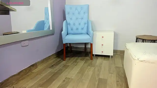  candy jade  online show from November 4, 2025, 11:31 am