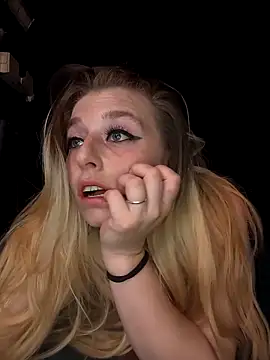 Sweet-SpicyOff online show from April 10, 2026, 12:10 pm