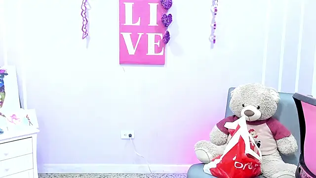 Andy Gamboa online show from March 6, 2025, 1:14 pm