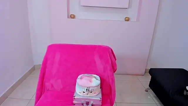 ScarlettWet9 online show from December 3, 2024, 4:03 am