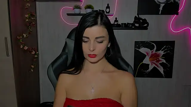 Snapshot of KayWuds chatting on December 5, 2024, 6:11 pm KayWuds online show from December 5, 2024, 6:11 pm