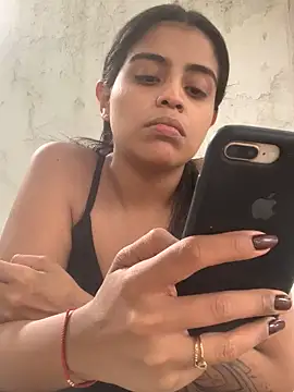 Snapshot of sweetsofia18 chatting on February 7, 2026, 5:16 pm sweetsofia18 online show from February 7, 2026, 5:16 pm