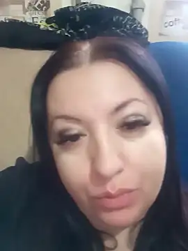 Veronica-Celie online show from January 1, 2025, 11:16 am