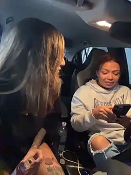 Mollymoon1 online show from February 2, 2026, 9:24 pm