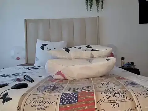 Pearl 00 online show from March 11, 2025, 6:10 am