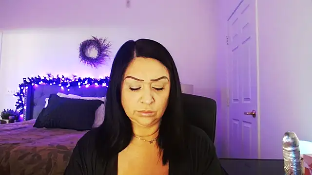 AlyssiaAmoreXO online show from February 25, 2026, 7:12 pm