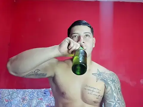 Snapshot of paul_luis chatting on December 21, 2025, 1:02 am paul luis online show from December 21, 2025, 1:02 am