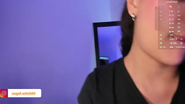 Snapshot of angel_witch chatting on December 12, 2024, 2:44 pm angel witch online show from December 12, 2024, 2:44 pm