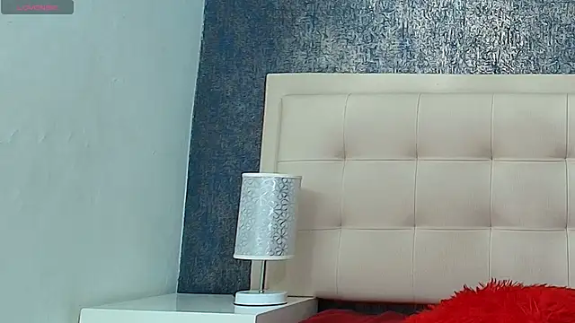 Celestial Queen  online show from November 28, 2025, 1:03 pm