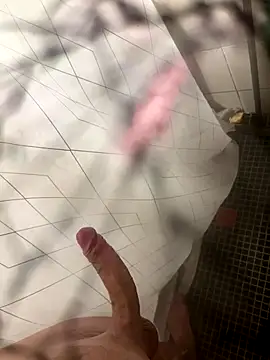 lescro95  online show from November 1, 2025, 12:07 pm