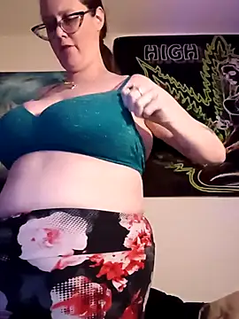 TheGoldenLotus online show from March 12, 2025, 6:40 am