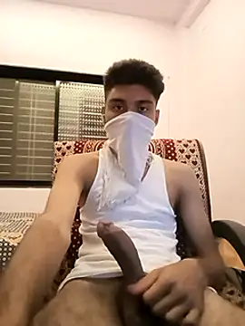 Snapshot of xxxgayroy12 chatting on December 6, 2024, 6:06 pm xxxgayroy12 online show from December 6, 2024, 6:06 pm