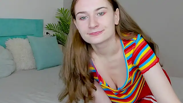 L1ittle kitty  online show from November 28, 2025, 6:38 am