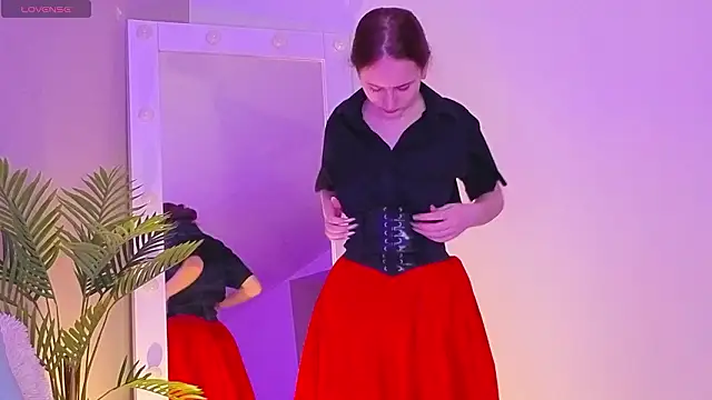 L1ittle kitty  online show from March 5, 2026, 6:31 am