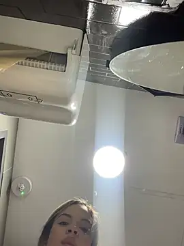 Alisha-Bond online show from February 14, 2025, 2:07 am