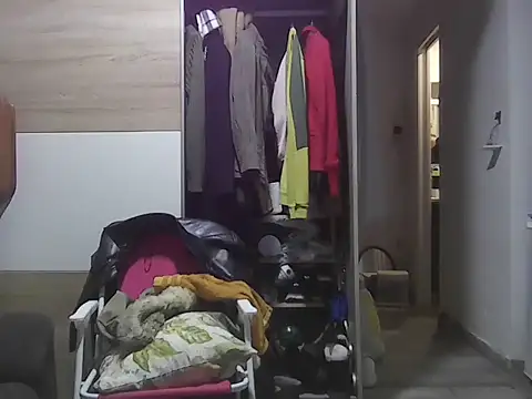 Just Gabriella online show from December 4, 2024, 1:31 pm