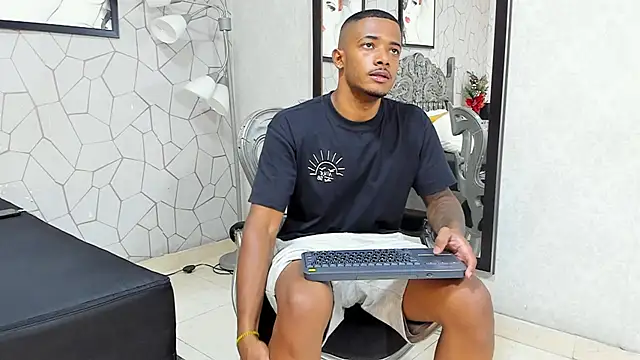 Snapshot of jackmacson chatting on December 9, 2024, 7:50 pm jackmacson online show from December 9, 2024, 7:50 pm