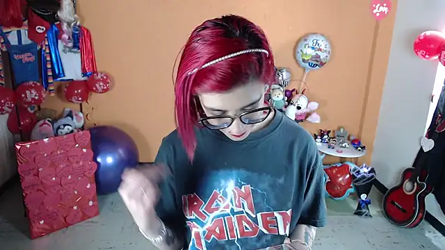 MissMiia2 online show from March 13, 2025, 3:50 pm